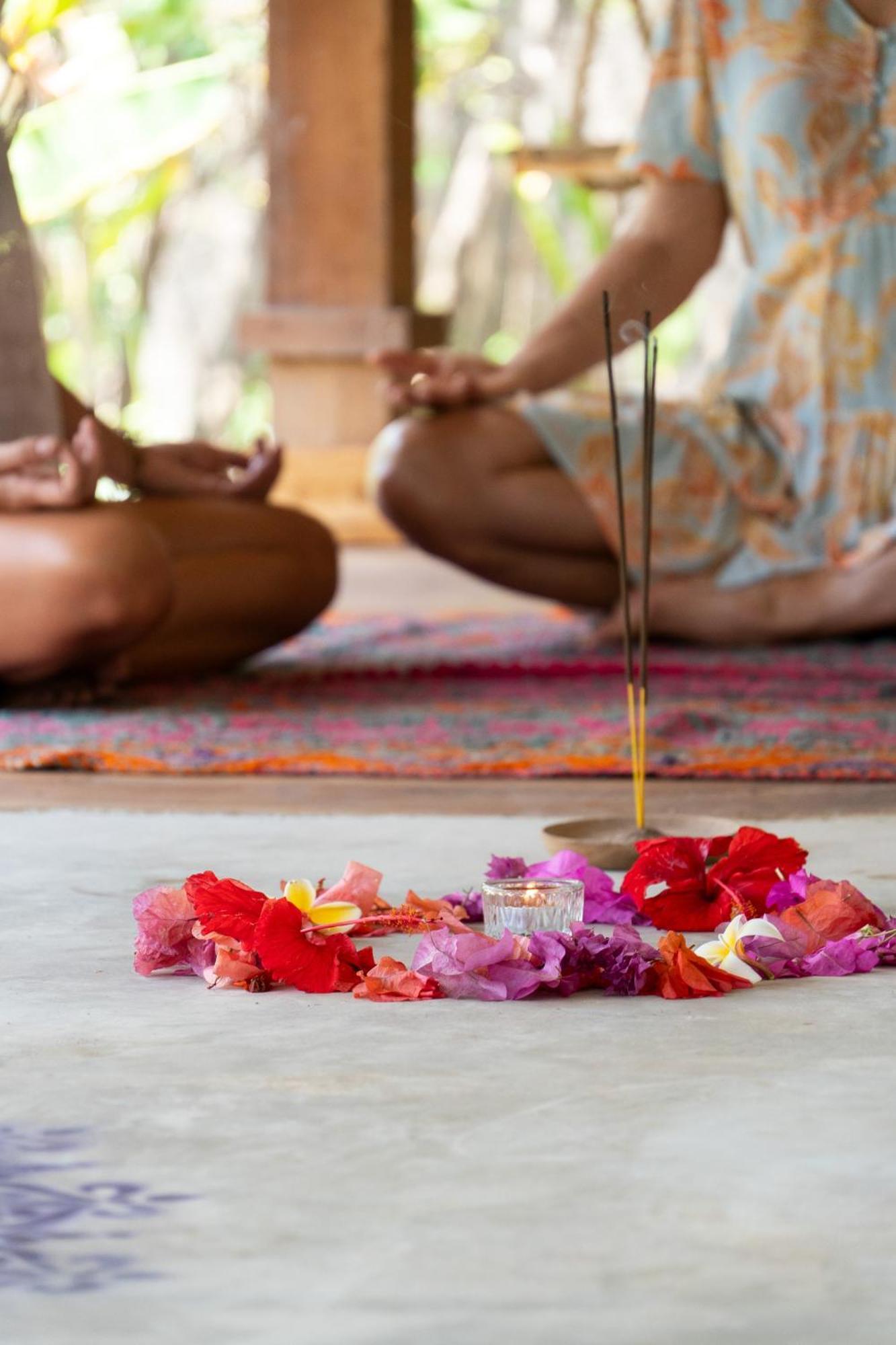 Mandala Beach Healing Rooms Gili Air Exterior foto