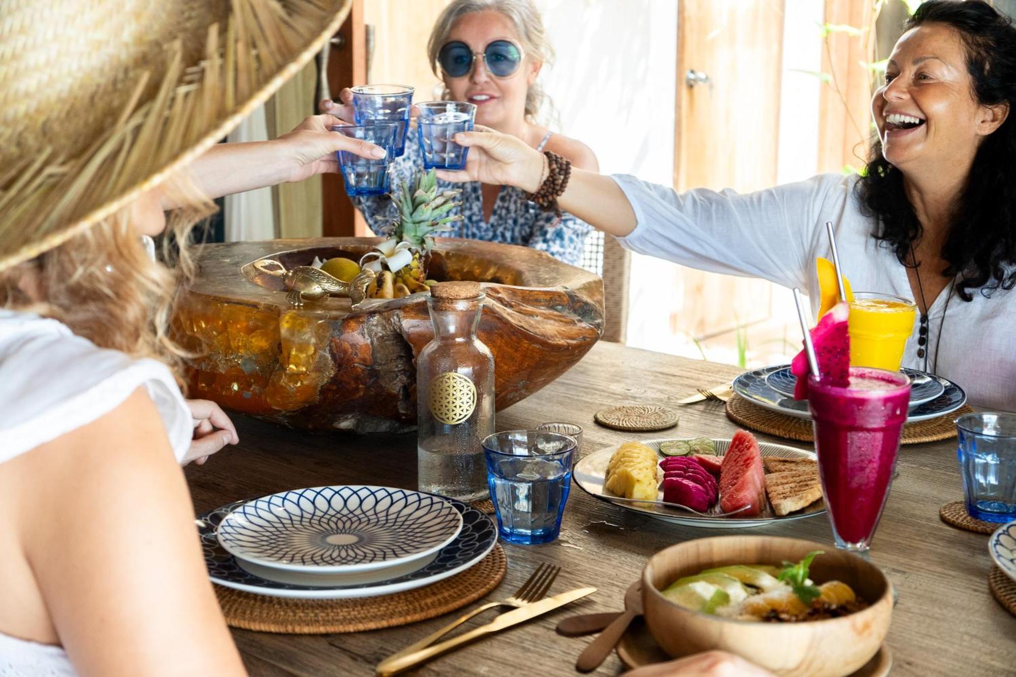 Mandala Beach Healing Rooms Gili Air Exterior foto